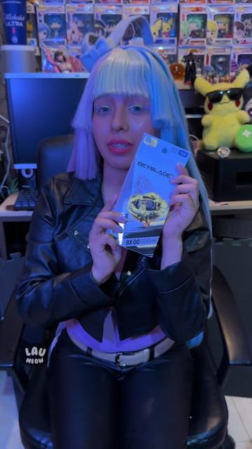 @LauMeow