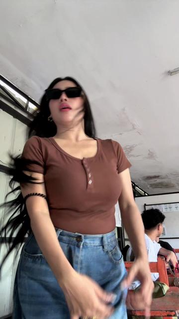 @Zhoey Camat Vasquez