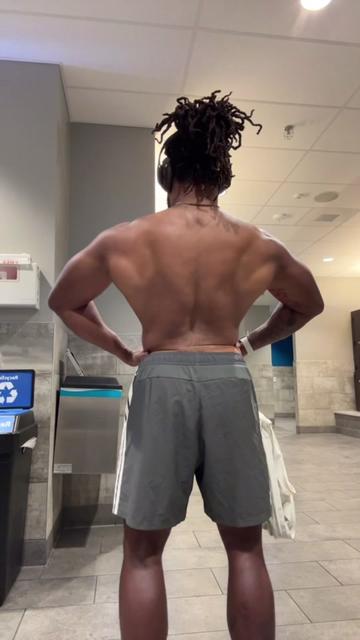 @DaHoodLum