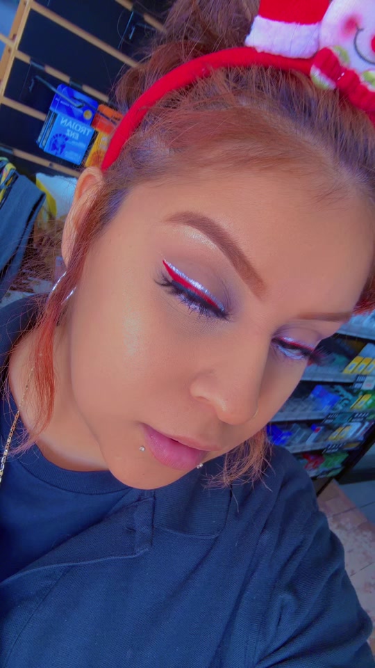 @Theyyhateeninaa
