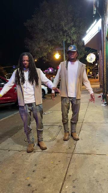 @Ghettotwins_