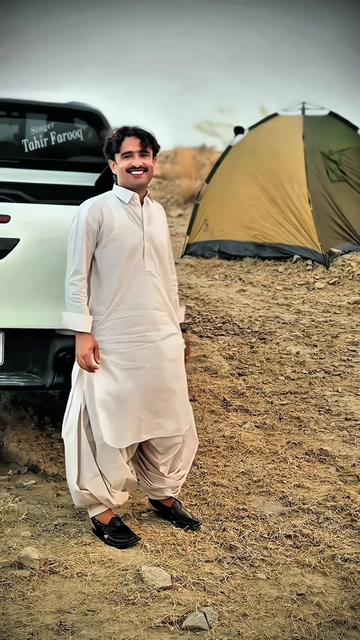 @Singer Tahir Farooq