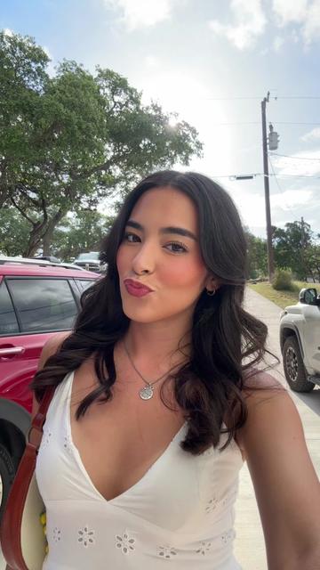 @Vyctoria