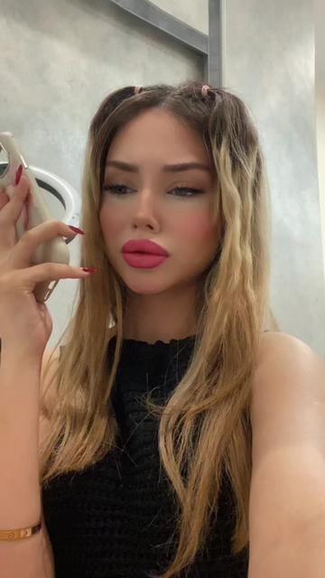 @nazninanjomi