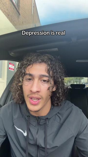 @Rbow