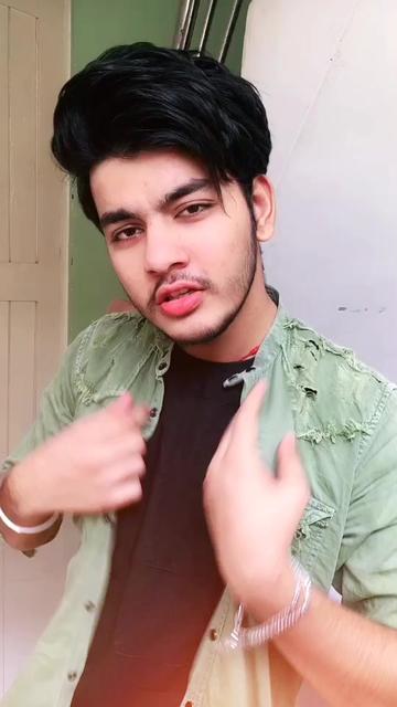 @RAHUL PADHIYAR 😎🔥