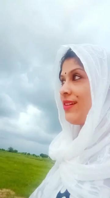 @royal.. jaatni
