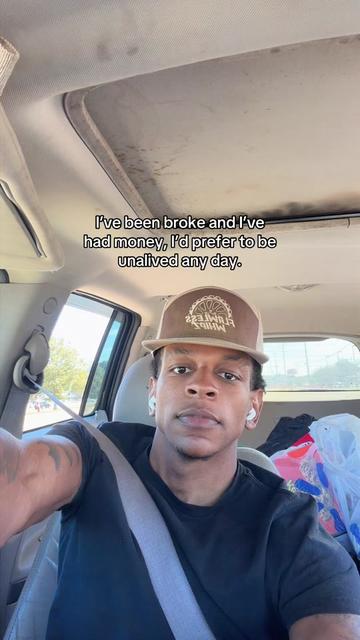 @D A R 1 O N 🏄🏽&zwj;♂️