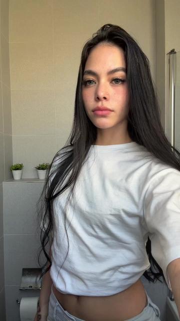 @F A B I I I ✨