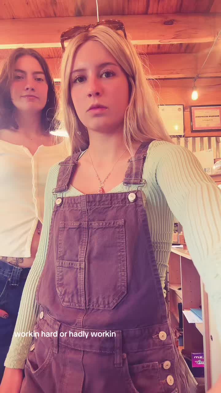@sophie lou ✺