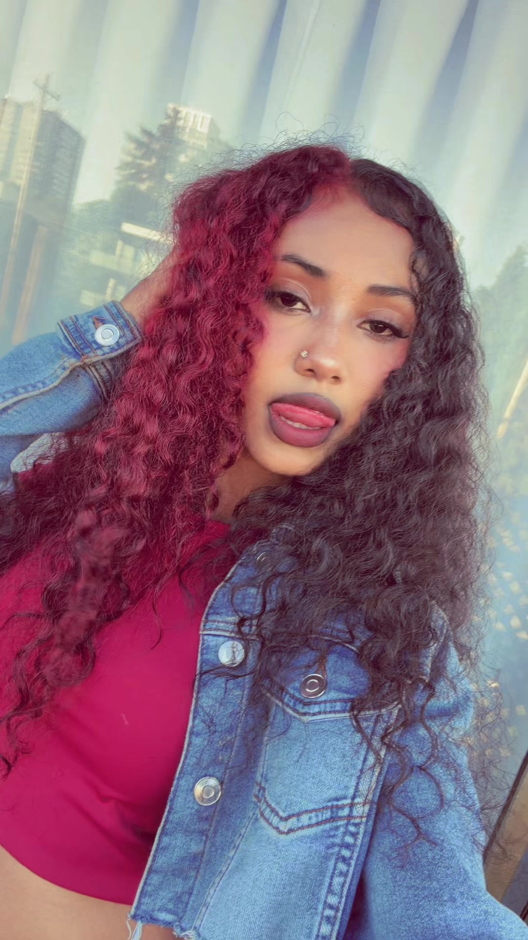 @🧛&zwj;♀️