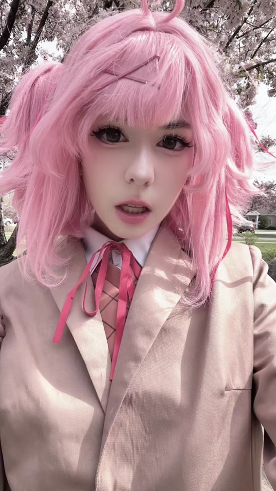 @⋆ ៹   lark ׅ    ੭
