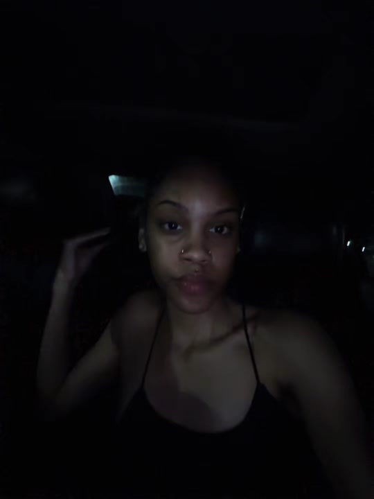 @datgirlchar💰