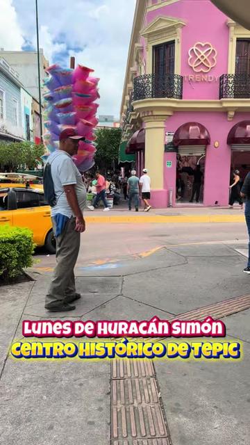 @LacomederaMex