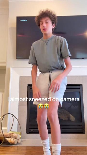 @SourBoymomo