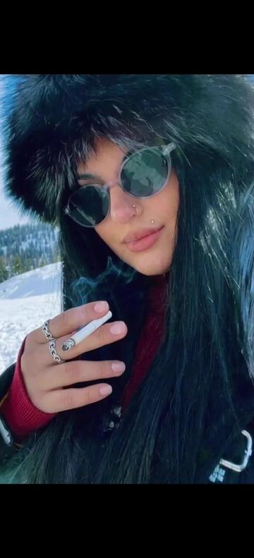 @🇹🇷🐺Uzun Saçlı Kız🐺🇹🇷