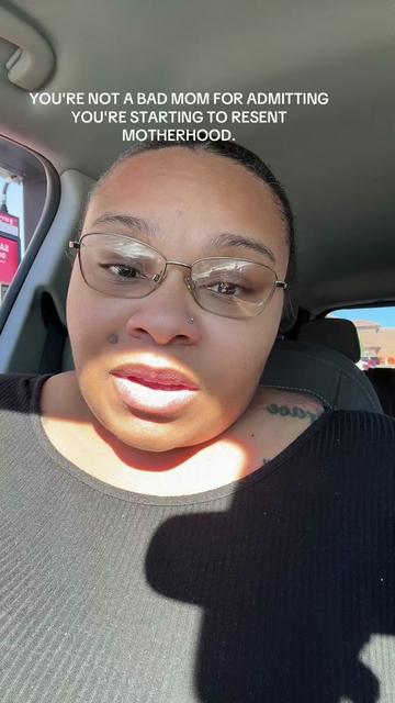 @VonMonique 🎀 Identity Coach
