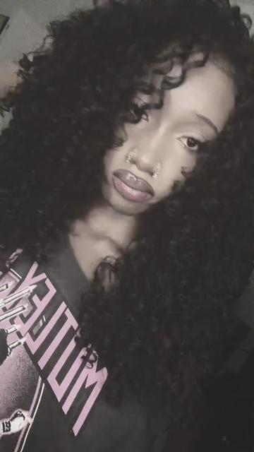 @Aaliyah✦