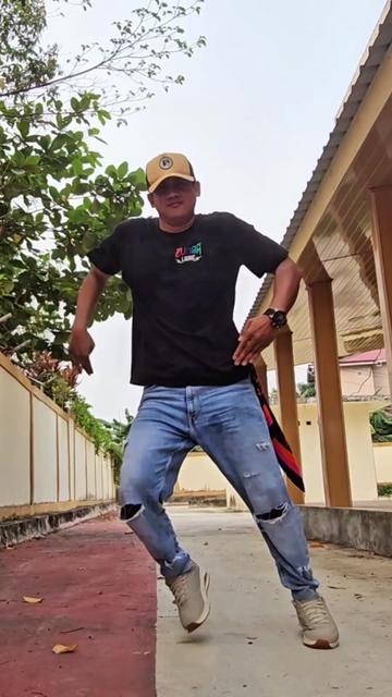 @dwikyalfatur