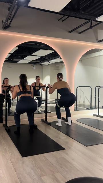 @Monica | Barre