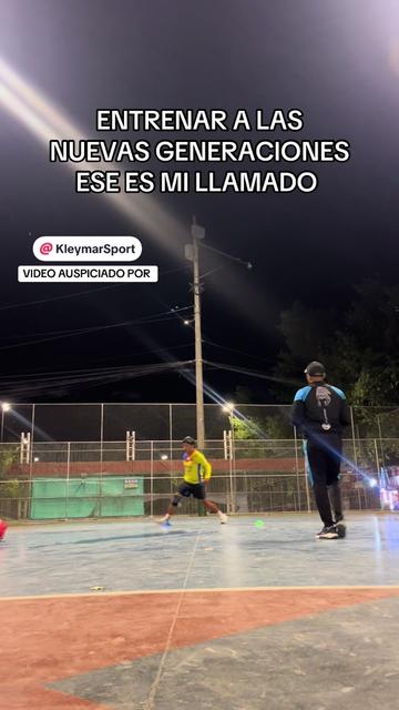 @ECUAVOLEY EL PROFE LUIS