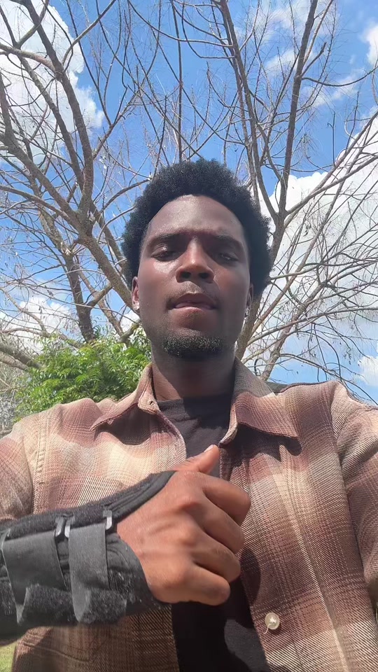 @SD4R 💚🤟🏾