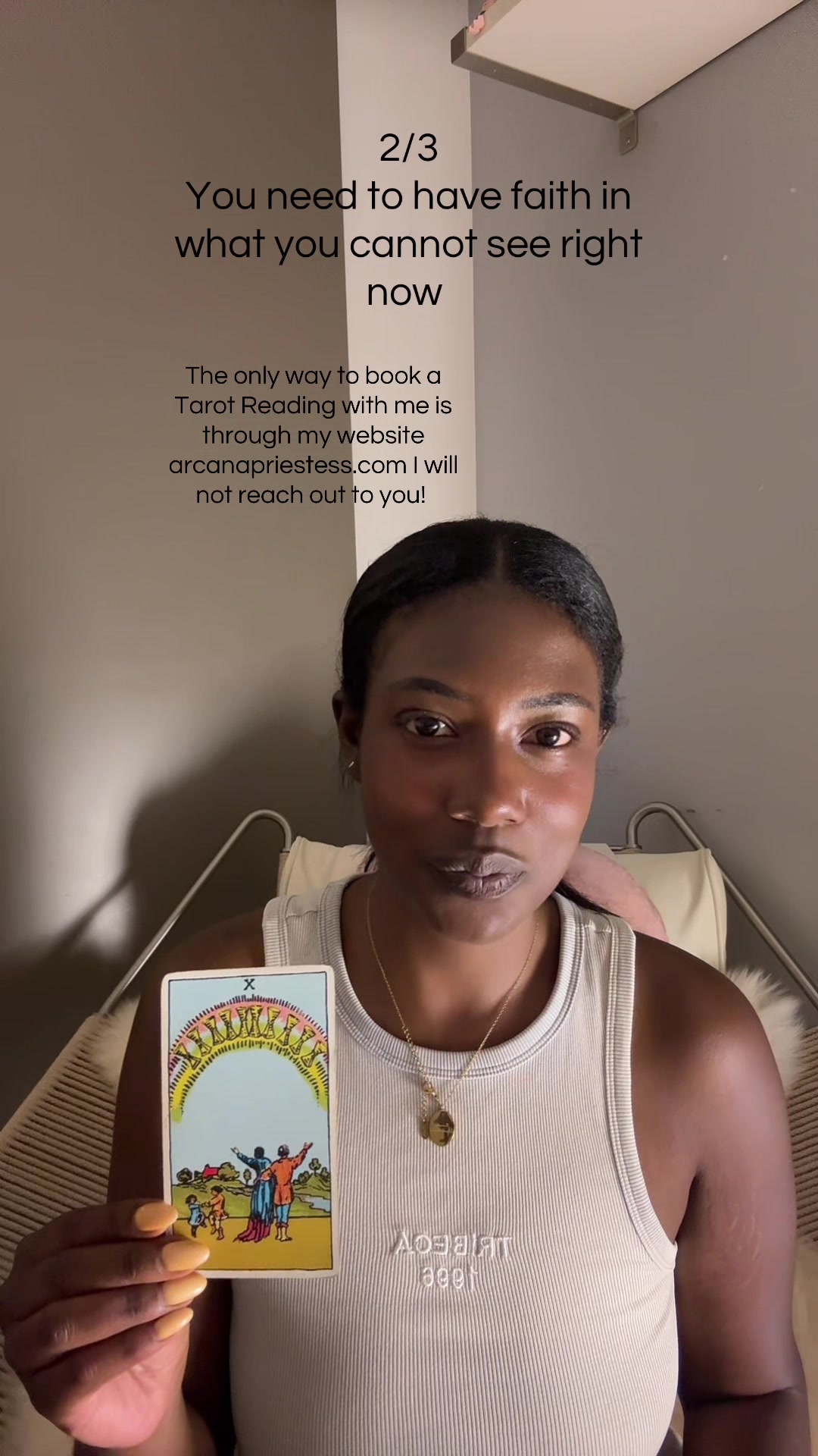 @Arcana Priestess Tarot Reader