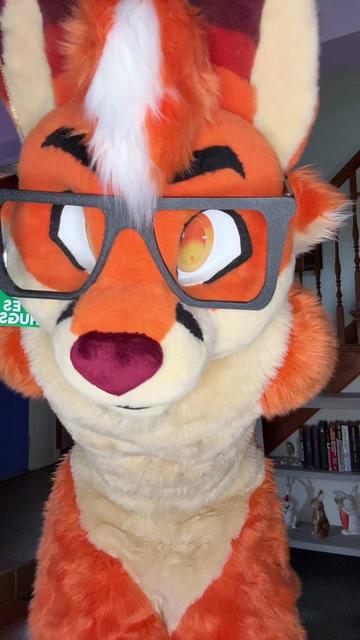 @Ember Trickster 🦊🔥🐲