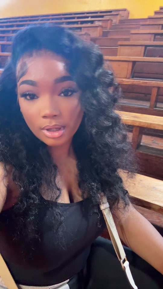 @Denellia Coleman👑