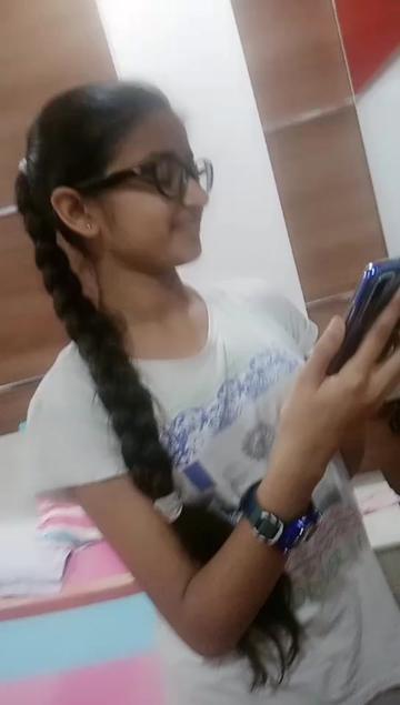 @Tanishka👭Yashika
