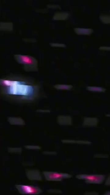 @𝑽𝕷𝖔𝖓𝖊 🤍⃤