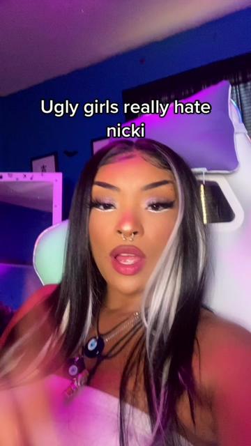 @SPOOKYBADDIE