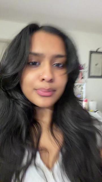 @rishika🎀