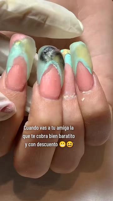 @El Mundo de las U&ntilde;as