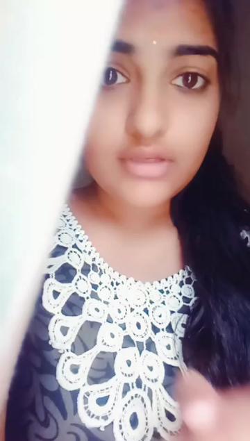 @👑Varsha_Chowdary👑
