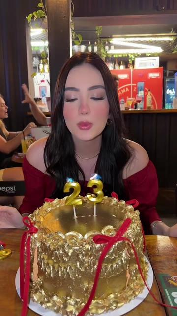 @BDAY 24/10🎉Branca de Neve🍎👑
