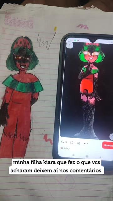 @Lucy a guria da blusa preta
