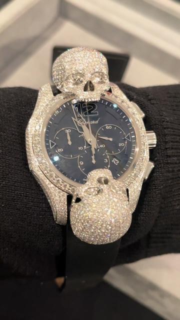 @Girls & Watches