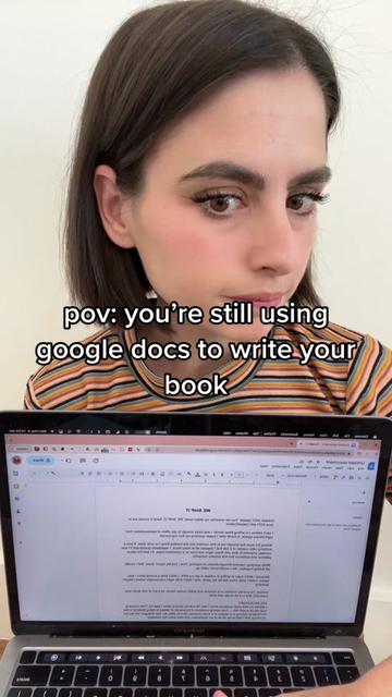 @Lauren Kay | YA Author ✍️