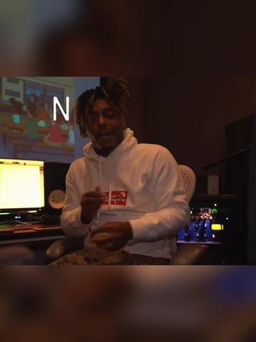 @𐕣