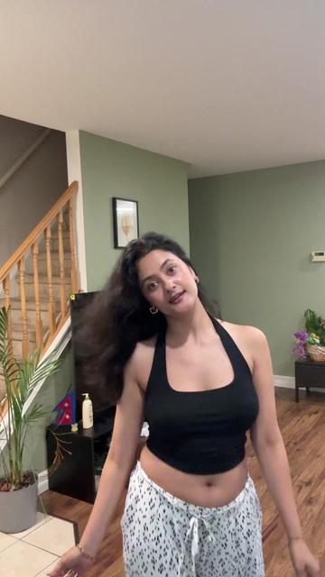 @Ajnabi