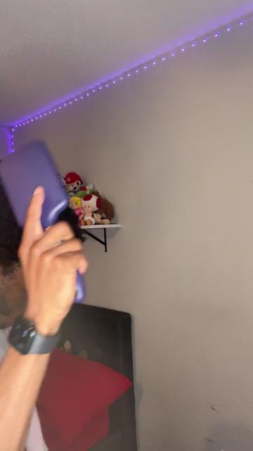 @KingGoldLewis