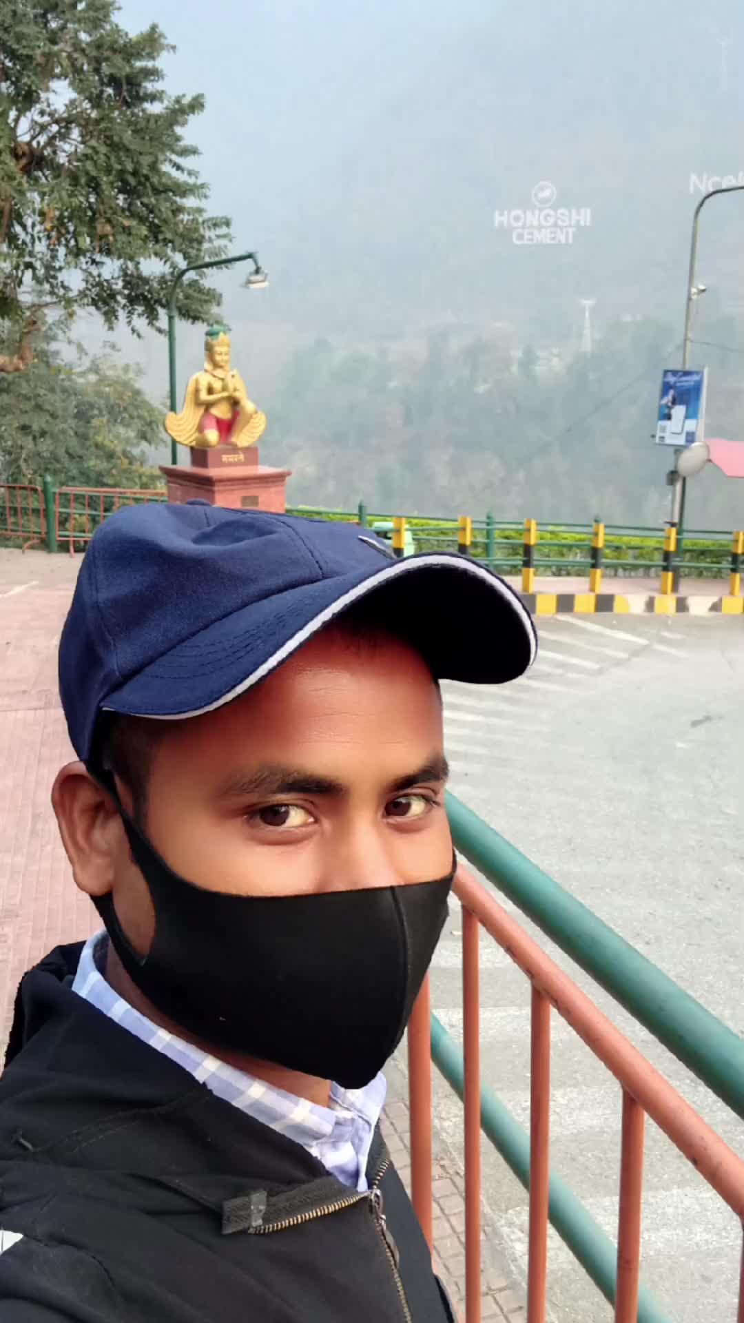 @Raaj143