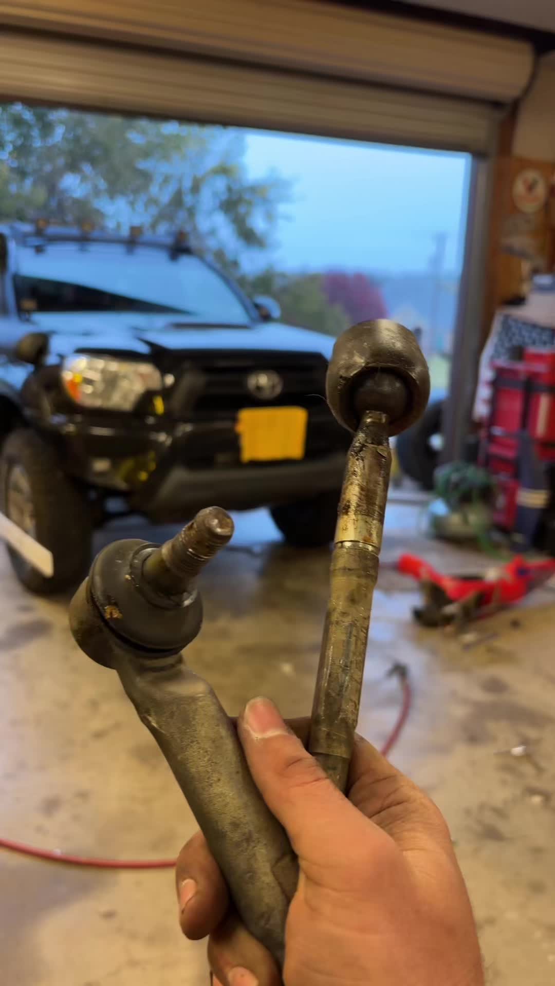 @connor builds stuff