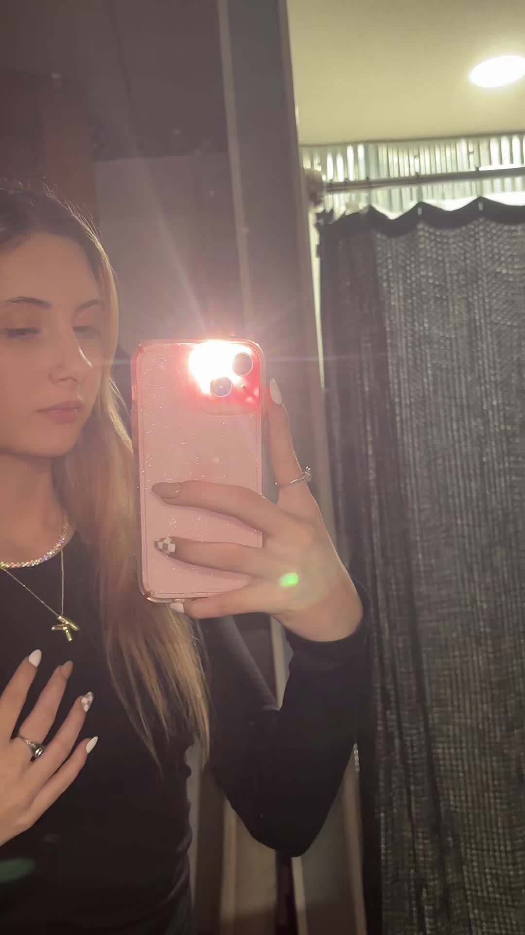 @KarlyJade
