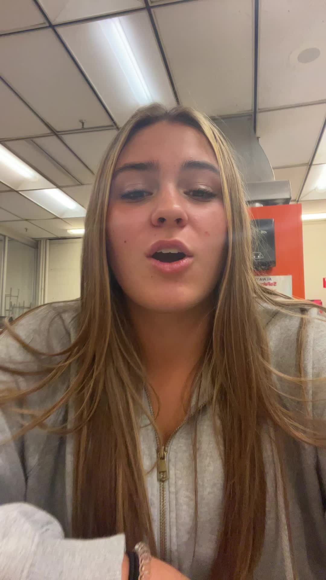 @Kaitlyn🫶