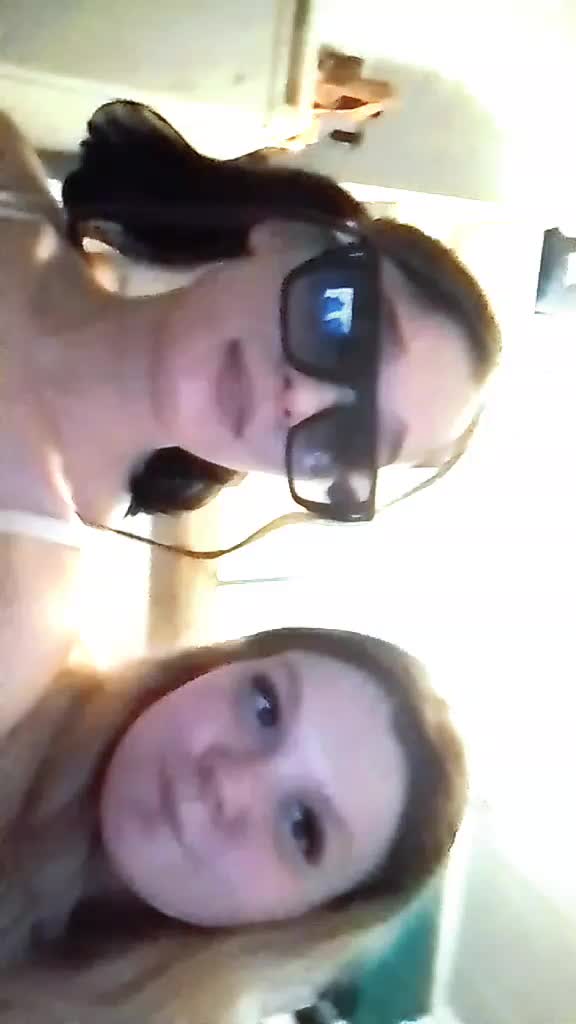 @милана