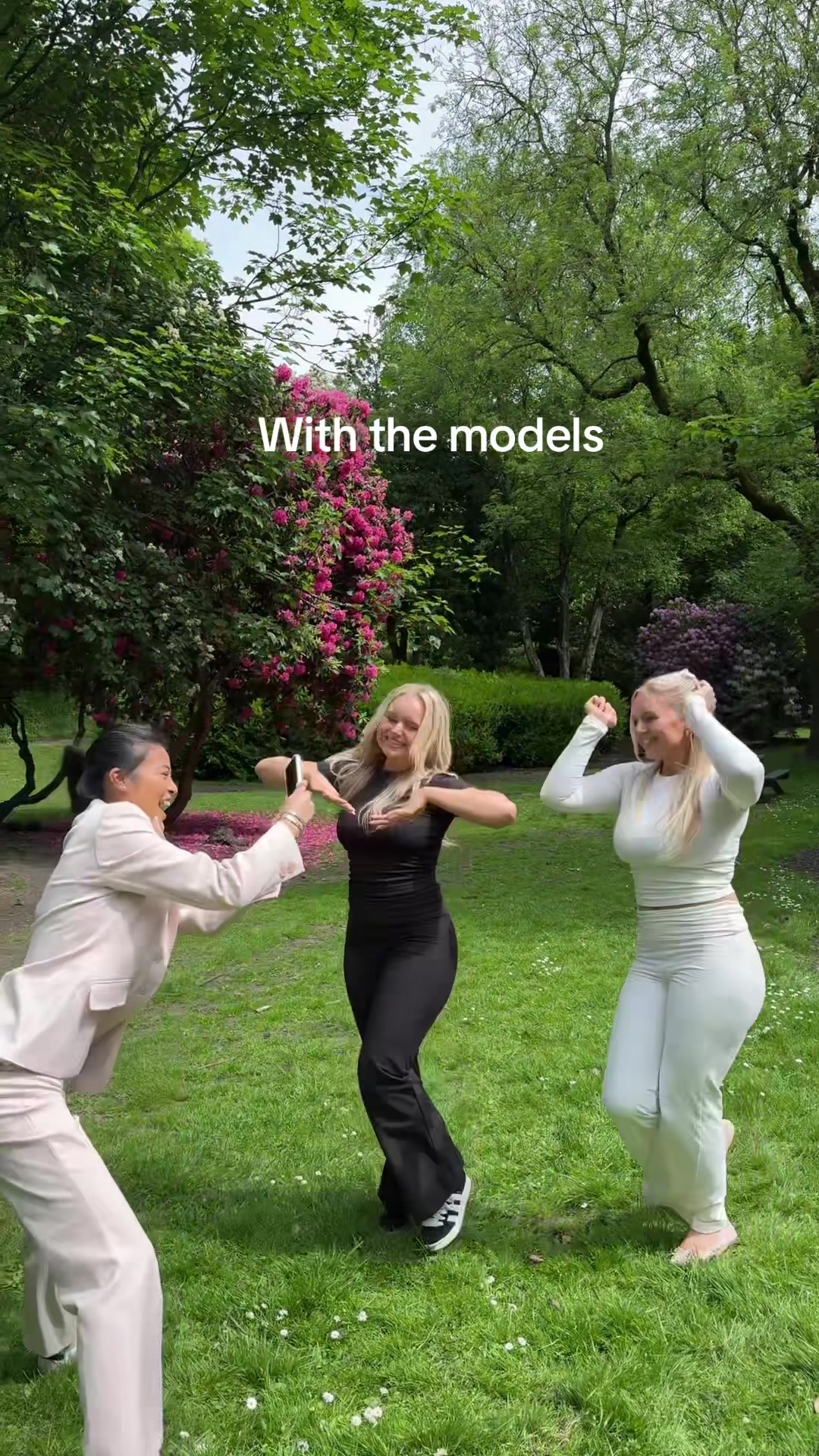 @Sophia & Rose