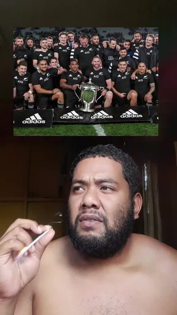 @Sakosako 🇫🇯