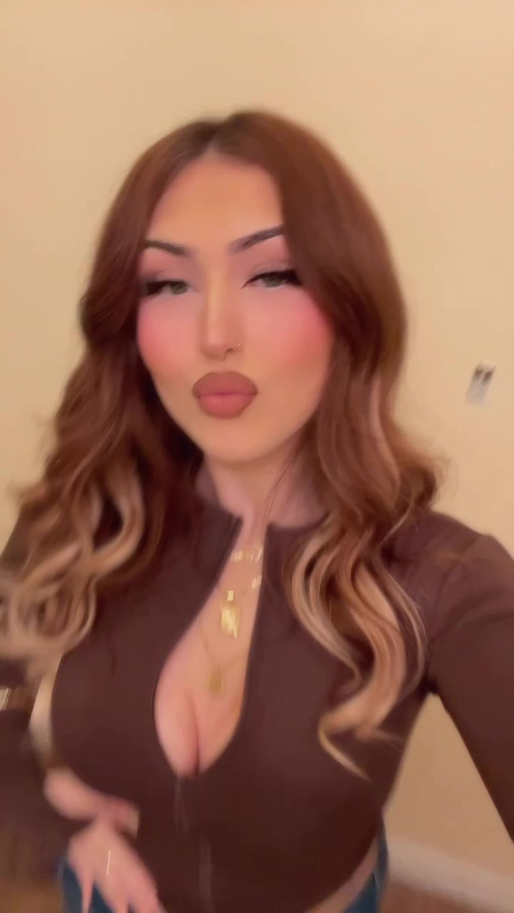 @Karina